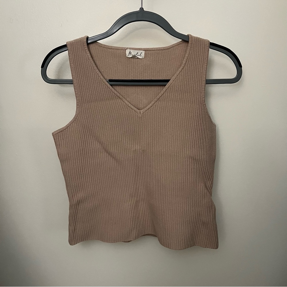 Women's Tan Ribbed V-Neck Top